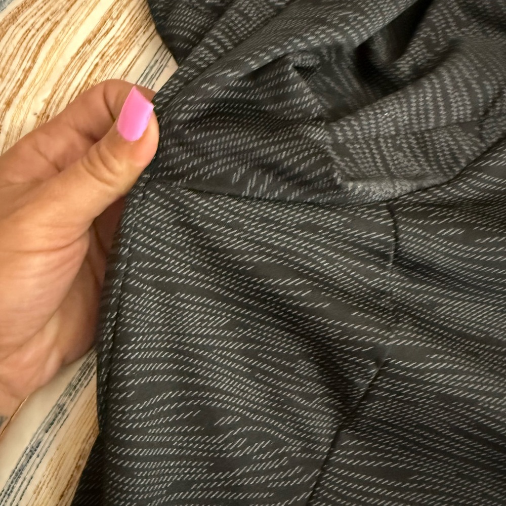 Mondetta Women's Textured Black Utility Jacket - Picture 6 of 8